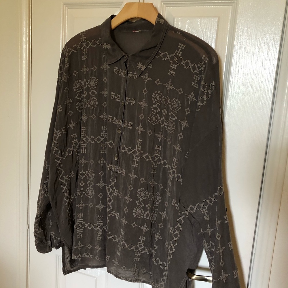 Johnny Was embroidered blouse